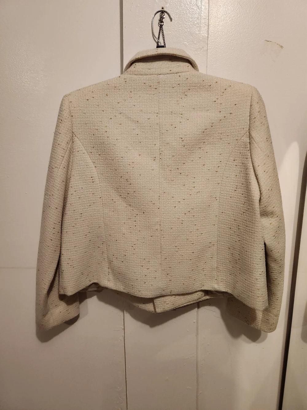 Cropped Double-Breasted Cream Tweed Blazer - Picture 4 of 4